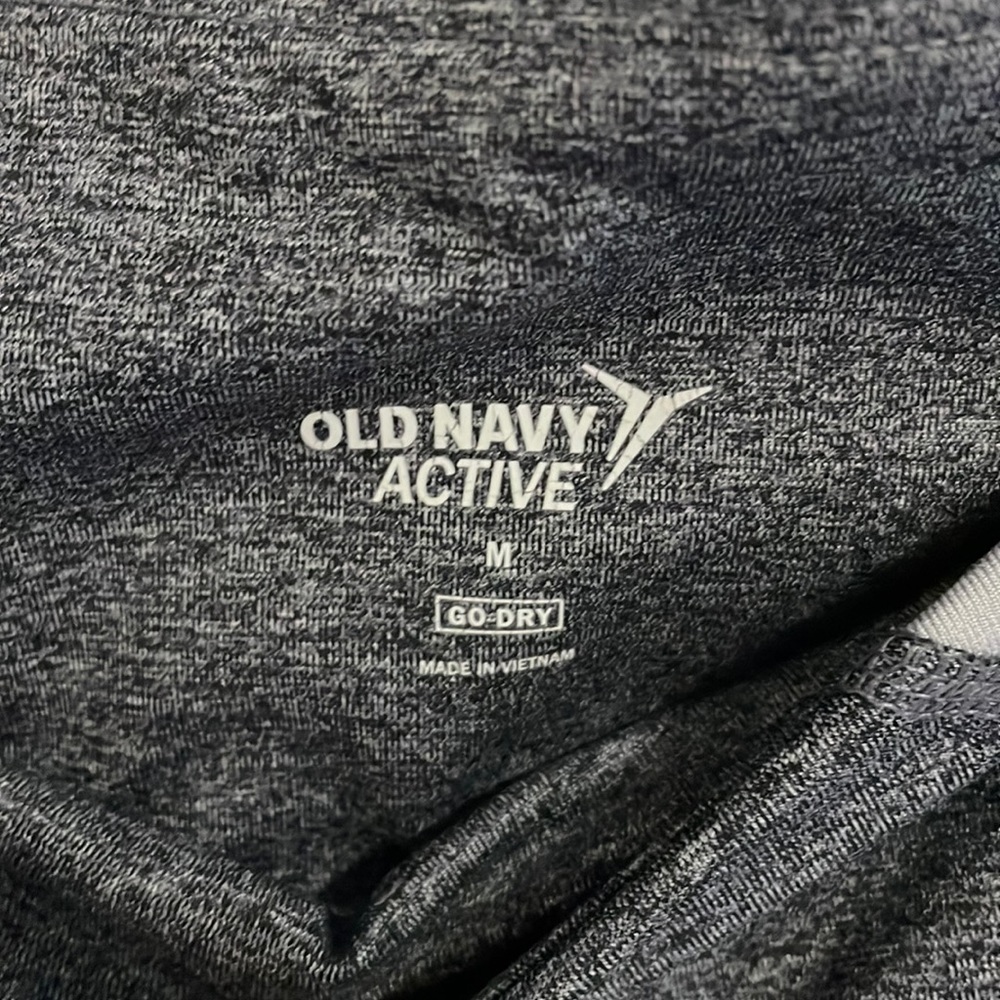 OLD NAVY - Active Go Dry Leggings - Picture 3 of 4